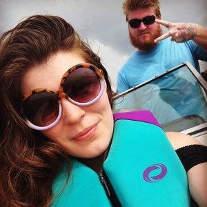 Meet your Posher, Kiya